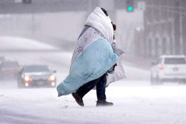  கனடா மற்றும் அமெரிக்காவில் நிலவிவரும் குளிர் காலநிலை